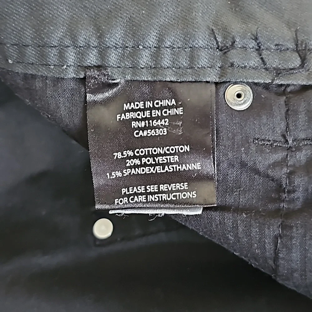 EMPYRE Jeans.